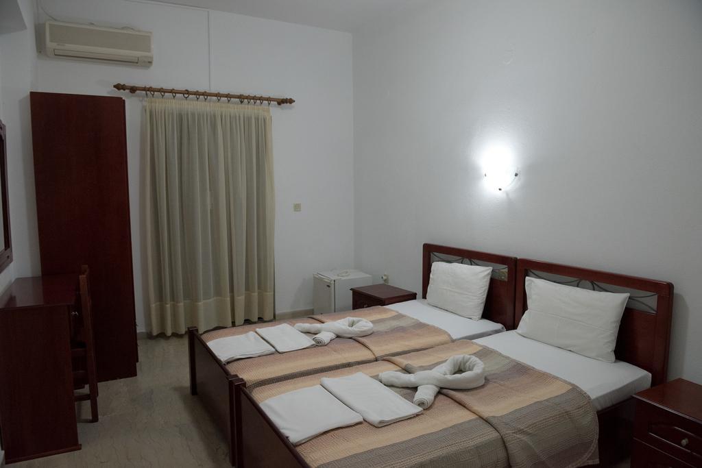 Hotel Glaros Ammoudia Exterior photo